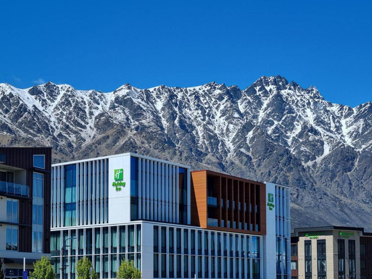 Holiday Inn Queenstown Remarkables Park Buitenkant foto