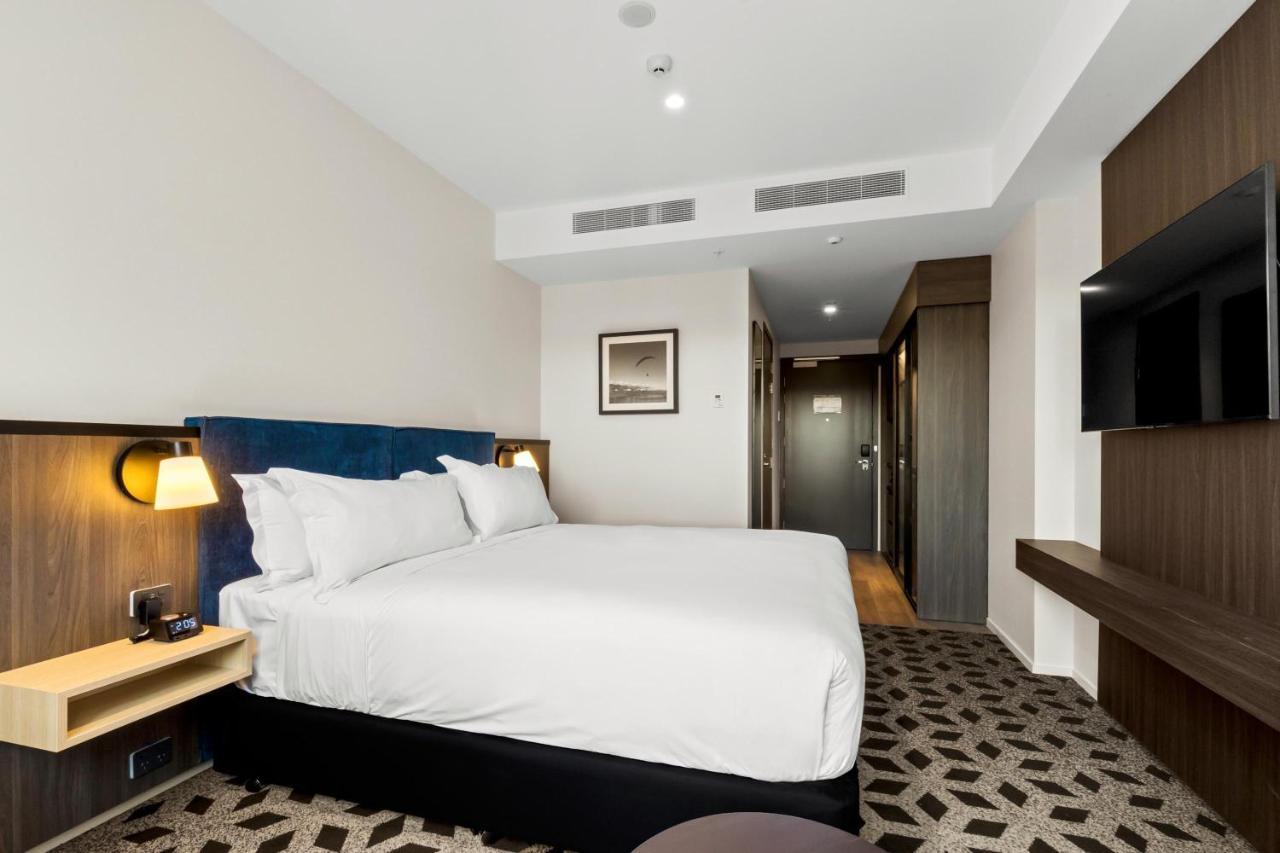 Holiday Inn Queenstown Remarkables Park Buitenkant foto