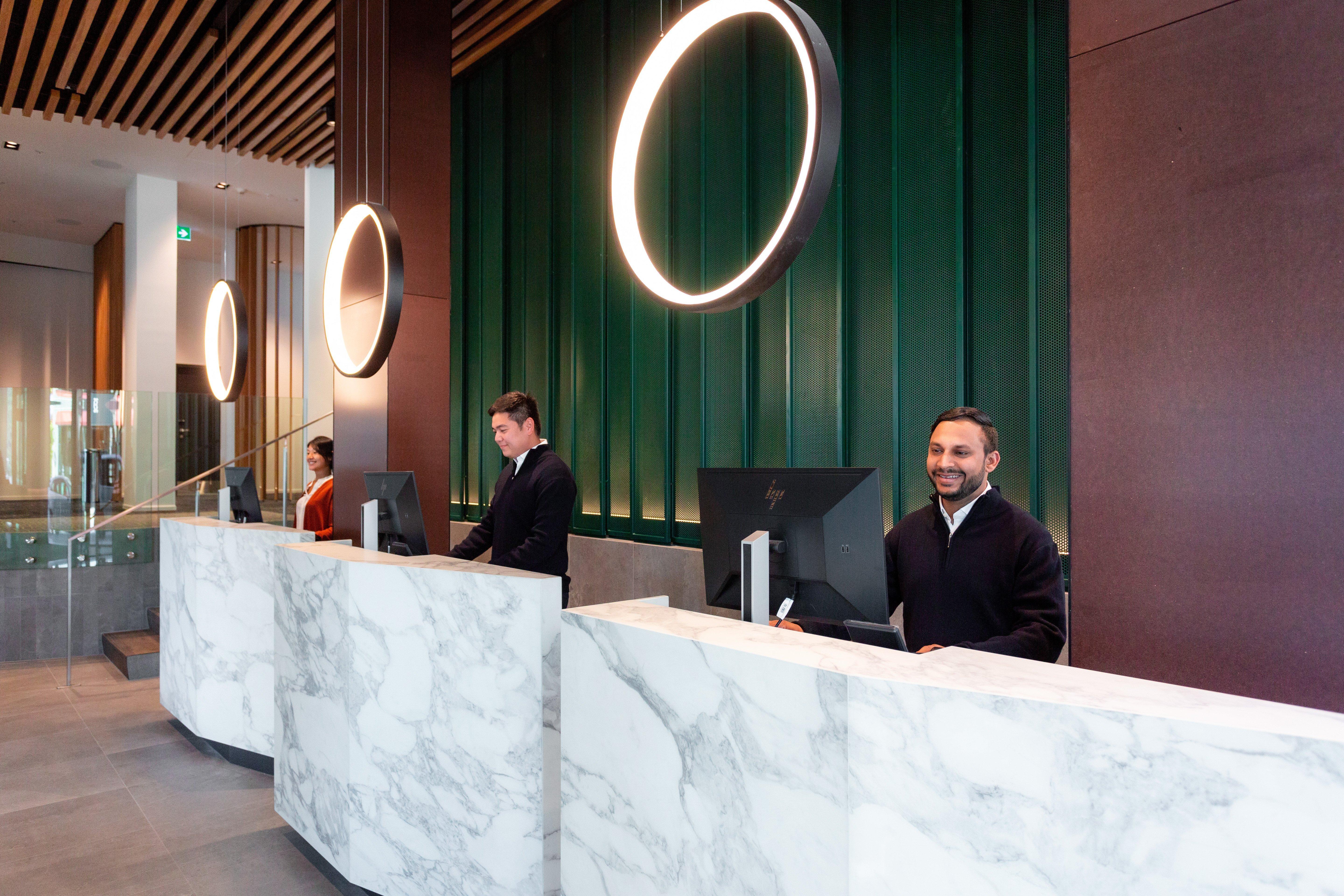 Holiday Inn Queenstown Remarkables Park Buitenkant foto