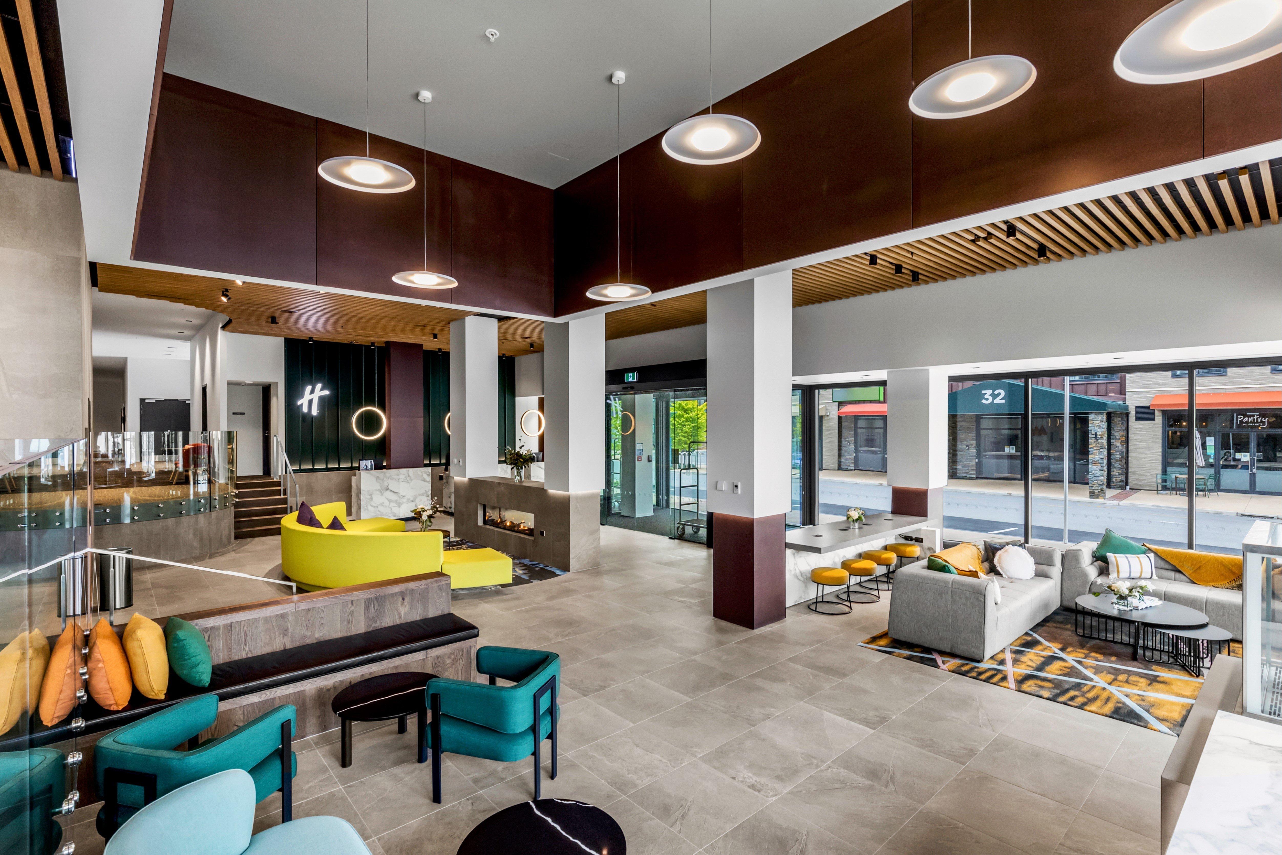 Holiday Inn Queenstown Remarkables Park Buitenkant foto