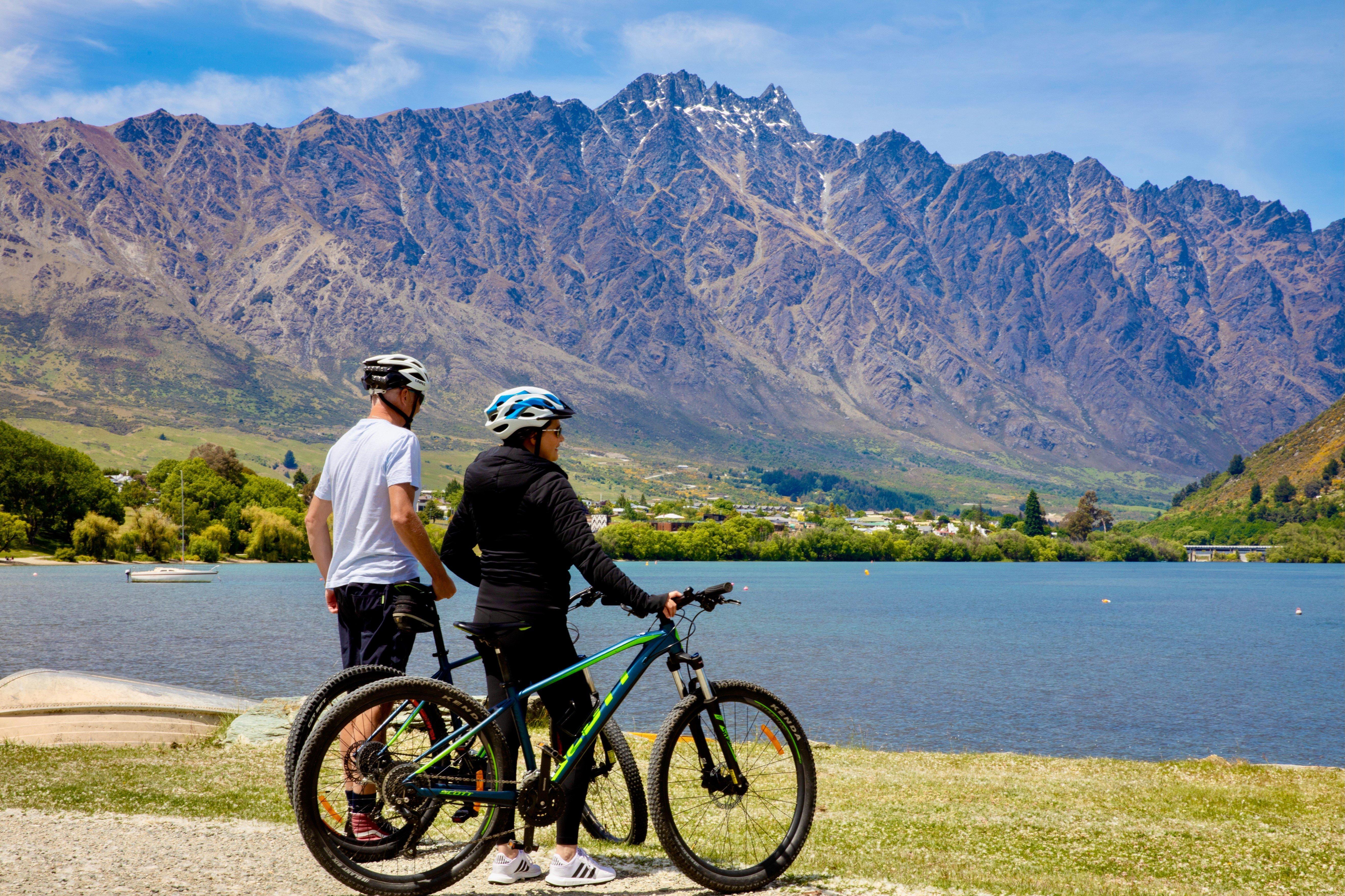 Holiday Inn Queenstown Remarkables Park Buitenkant foto